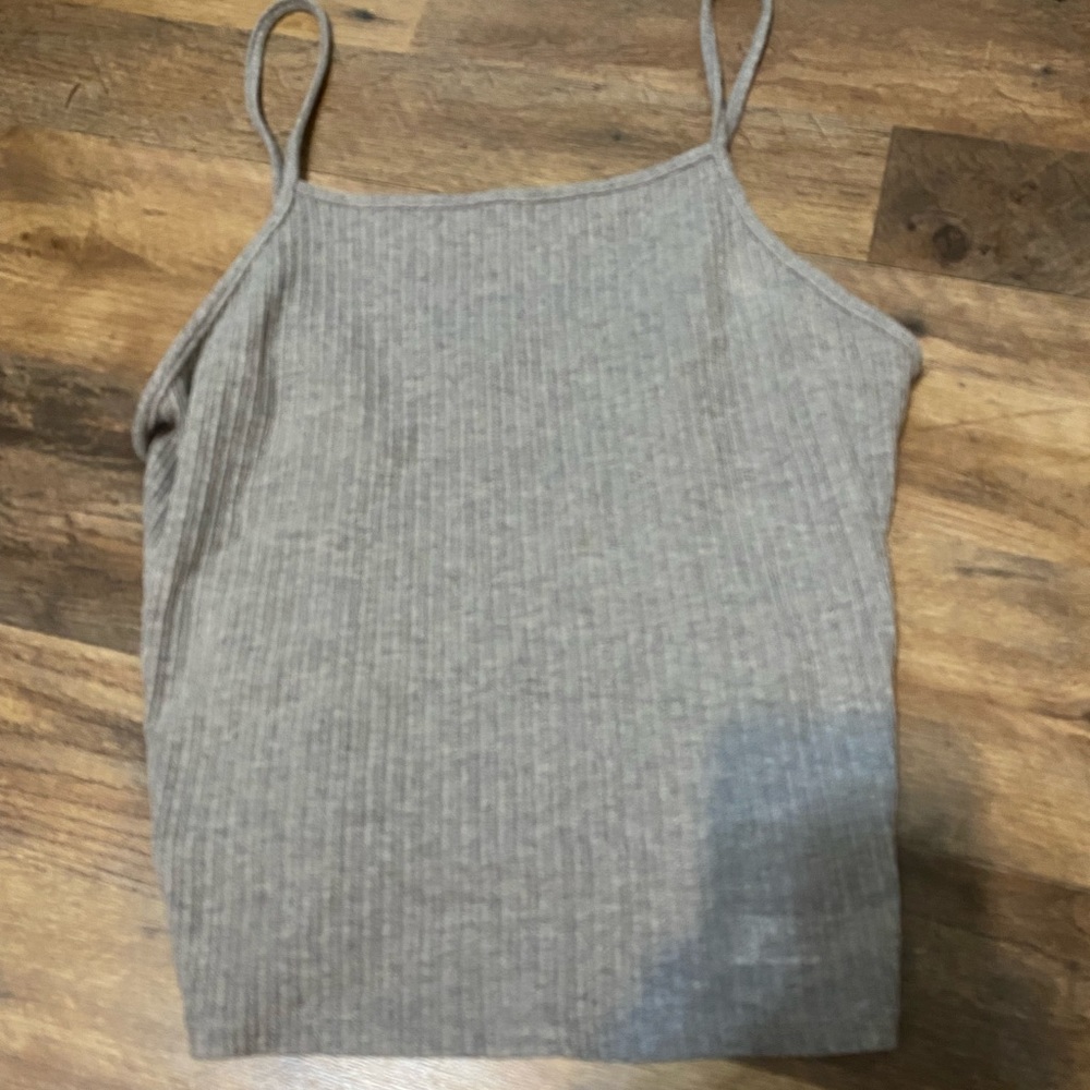 Grey tank top